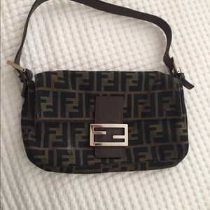 Fendi Baguette
